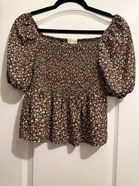 Smocked Floral Puff-Sleeve Top - Brown